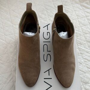 Via Spiga Women's Brown Suede Boots Size 7